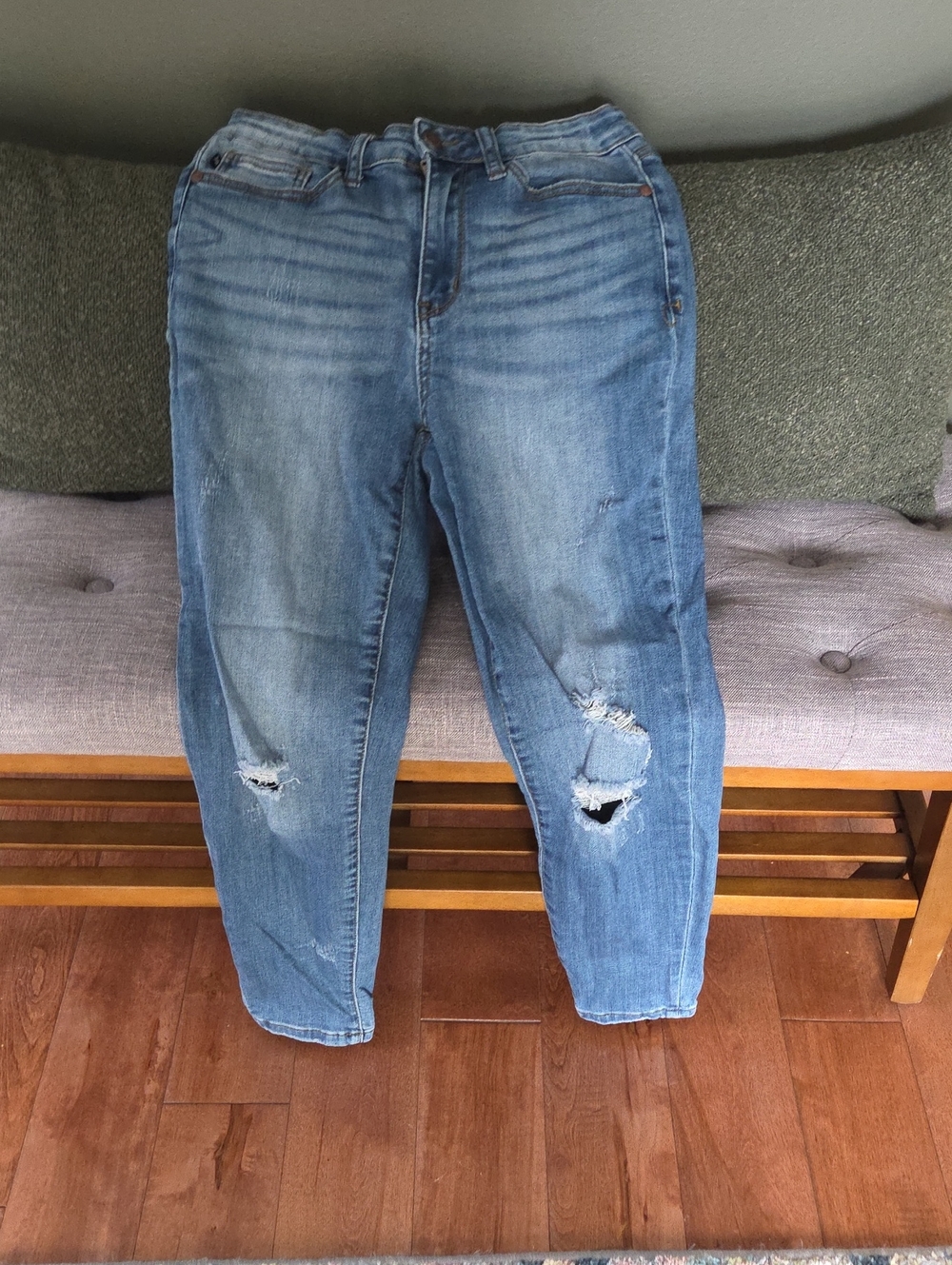 Judy Blue Light Blue Distressed Boyfriend Jeans